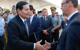 Secretário da SSP, Cristiano Sampaio com o Vice-Presidente Hamilton Mourão