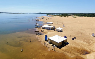 Técnicos ambientais trabalham na conscientização dos acampamentos instalados nos 25 km de extensão da margem araguainense do Rio Araguaia