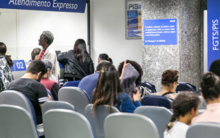 O plano é uma tentativa de reanimar a economia