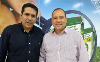 Vereador Marcus Marcelo (PR) em encontro com presidente da sigla, senador Vicentinho (PR).