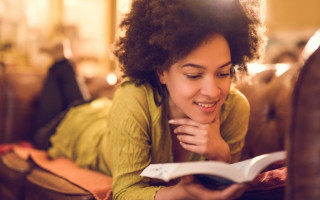 Ler e discutir livros escritos por mulheres traz a tona questões importantes  para a sociedade 