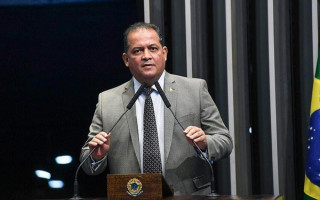 Senador Eduardo Gomes (MDB)