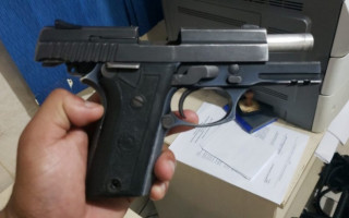 Pistolas .40, .45 e 9 mm estão liberadas para população