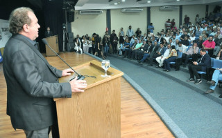 Governador se reuniu com prefeitos, vice-prefeitos e presidentes de Câmaras Municipais dos 139 municípios