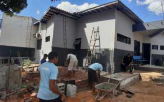 Oito reeducandos estão participando das obras de reforma e ampliação da unidade