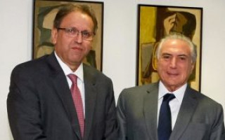 Governador Marcelo Miranda ao lado do presidente Michel Temer