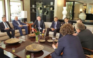 Wanderlei Barbosa e o secretário-chefe da Casa Civil, Rolf Vidal, representaram o Gov