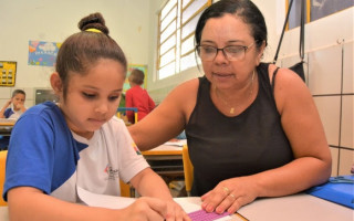 Ana Luiza é uma das crianças assistidas da Educação Especial.