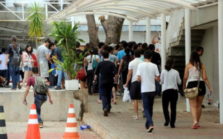 O Enem 2019 será realizado nos dias 3 e 10 de novembro, em 1.727 municípios brasileiros.