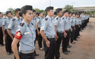 Alunos de Colégio Militar do Tocantins