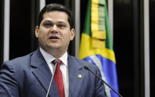 Davi Alcolumbre deverá participar da assinatura do contrato de empréstimo de R$ 583 milhões.