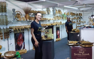 O Capim Dourado está sendo comercializado na Feira do Artesanato em Belo Horizonte.
