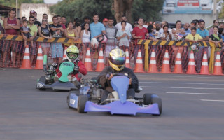 Domingo, 8, a Via Lago será percorrida a 110 km/h durante a etapa final do Campeonato de Kart de Rua.