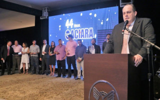 O evento foi realizado no tatersal do Parque de Exposições na noite dessa terça-feira, 10.