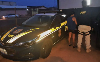 Foragida da justiça foi presa pela PRF em Araguaína.