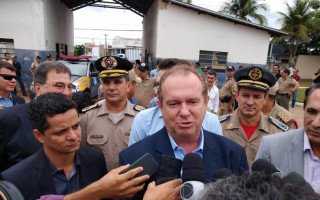 Governador Mauro Carlesse prestigiou a troca de comando do 2ºBPM.