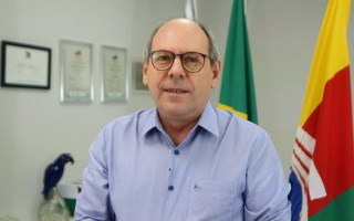 Dimas em mensagem de Ano Novo aos araguainenses.