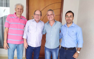 À esq,. ex-deputado Raimundo Palito, prefeito Ronaldo Dimas, Jean Frederico e o pré-candidato Wagner Rodrigues. 