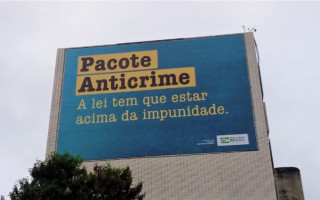 Campanha anticrime conta com painéis na Esplanada dos Ministérios e anúncios nos veículos de comunicação.