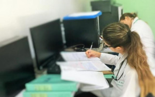 Residentes em atividades no HDT-UFT.