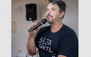 Escritor, coach e missionário carioca Luiz Gabriel Tiago, conhecido como Sr. Gentileza