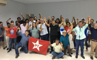 Reunião do PT na sede do SECETO em Araguaína