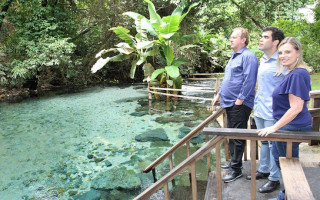 Carlesse visitou o povoado Azuis, no município de Aurora, e inaugurou o trecho que dá acesso ao local.