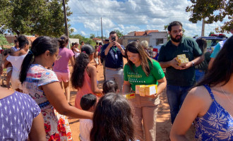 Polícia Militar e Sicredi se unem em ação solidária de Páscoa