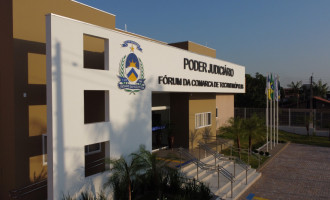 O julgamento foi presidido pelo juiz Helder Carvalho Lisboa