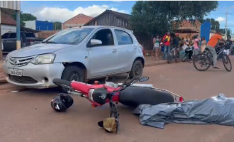 Motociclista morre ao ser atropelado por picape depois de bater em porta de carro em Araguaína 