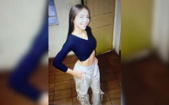 A vítima foi identificada como Kamilla Alves Marinho, de 16 anos. 