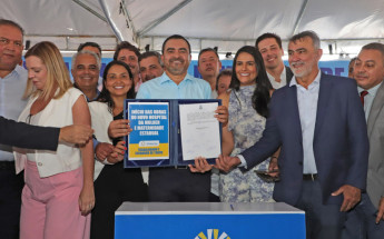  Durante a assinatura, o governador Wanderlei Barbosa salientou a importância da construção do hospital para a oferta de uma assistência humanizada às mulheres e aos recém-nascidos de todo o Tocantins 