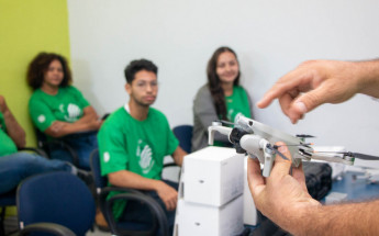 Curso é desenvolvido em turmas com 12 alunos.