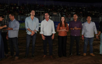 Senadora Professora Dorinha durante abertura do Rodeio  na Festa do Trabalhador, em Pedro Afonso