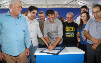 Governador Wanderlei Barbosa assina a Ordem de Serviço que autoriza o início das obras da TO-010, com investimento superior a R$ 240 milhões.