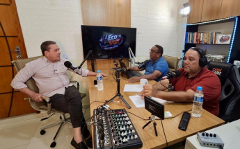 Vanderlei Luxemburgo durante entrevista ao podcast Eco da Voz, em Augustinópolis 
