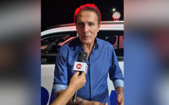 Deputado federal Carlos Gaguim durante solenidade de troca de comando do 2º BPM em Araguaína
