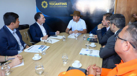 Governador Wanderlei Barbosa e representantes do Consórcio Brasil Central discutem avanços em políticas públicas para o Tocantins