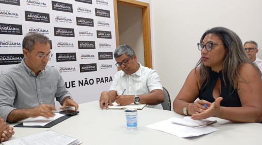 Reunião entre a direção do Sintet e o prefeito de Araguaína, Wagner Rodrigues, que resultou no fim da greve da educação com avanços para a categoria. 