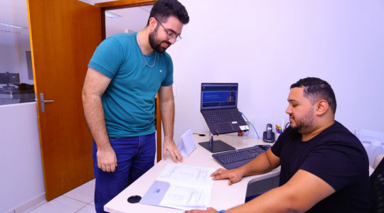 O Programa IEL de Estágio é uma porta de entrada para o mercado de trabalho, proporcionando aos estudantes experiência prática em sua área de formação. 