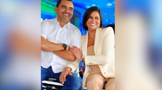 Karynne Sotero se pronuncia após o retorno de Wanderlei Barbosa ao governo, mais de três meses após o afastamento do casal.