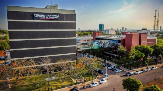  O valor do contrato é de R$ 1.100.000,00, firmado por inexigibilidade de licitação com a empresa WBM Produtora de Eventos Ltda.