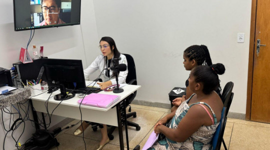 A acompanhante Marilena Milhomem e família aprovaram a teleconsulta realizada no HRG           