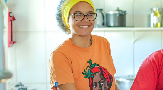 De acordo com estudo da FGV, renda gerada pelo trabalho impulsionou a mudança das classes sociais.