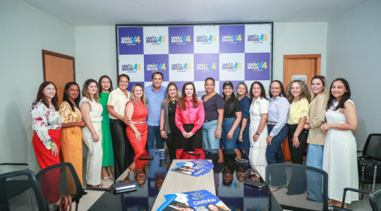 Prefeitas do Tocantins se reúnem com Professora Dorinha e oficializam apoio à sua pré-candidatura ao governo do estado.