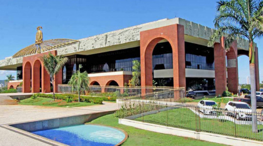 Governo do Tocantins paga mais de R$ 331 milhões em salários dos servidores estaduais.