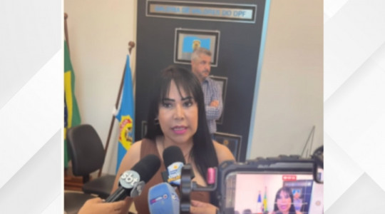 Deputada estadual Janad Valcari comenta sobre condução à sede da PF. 