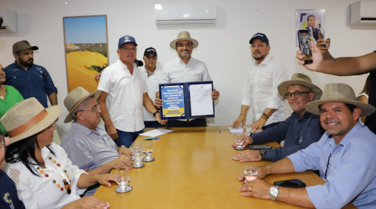 Governador Wanderlei Barbosa assina decreto que prevê diferimento do ICMS para aquisição de veículos movidos a gás natural