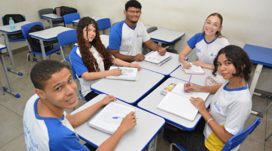  O Tocantins foi apontado com o 5º colocado na taxa de frequência líquida do Ensino Médio e o 1º entre os estados no Norte, no mesmo indicador