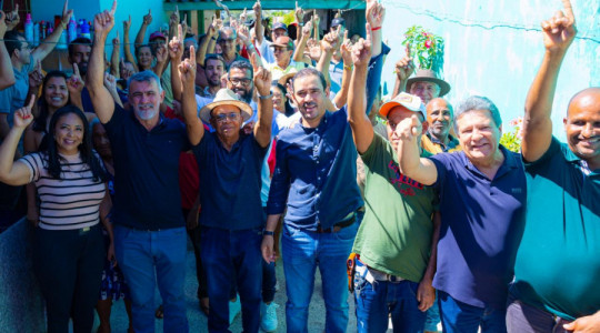 Vicentinho Júnior e Amélio Cayres durante agenda no sul e sudeste do Tocantins, onde participaram de encontros com lideranças e moradores de 20 municípios